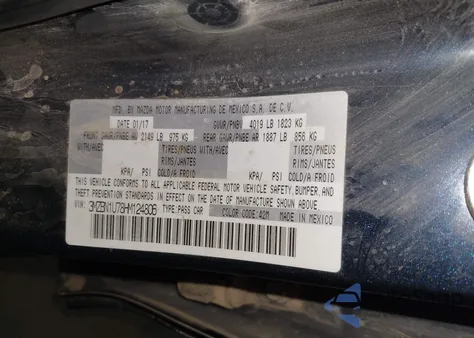 2017 Mazda Mazda3 Sport из США, поврежденный, VIN 3MZBN1U78HM124806